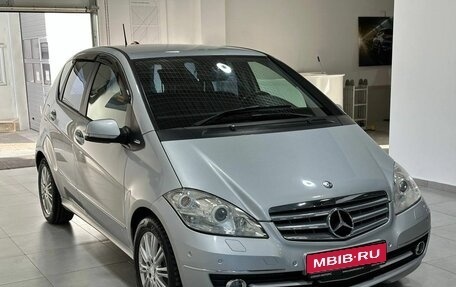 Mercedes-Benz A-Класс, 2009 год, 749 900 рублей, 1 фотография