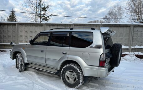 Toyota Land Cruiser Prado 90 рестайлинг, 2001 год, 1 800 000 рублей, 3 фотография