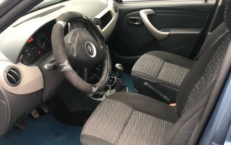 Renault Sandero I, 2013 год, 650 000 рублей, 4 фотография