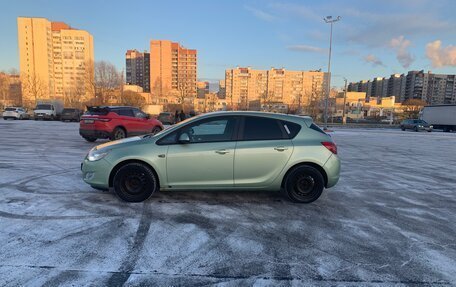 Opel Astra J, 2010 год, 650 000 рублей, 4 фотография