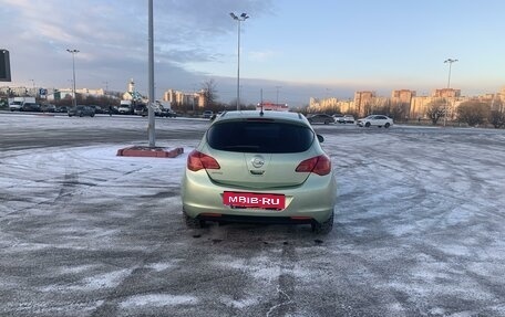 Opel Astra J, 2010 год, 650 000 рублей, 3 фотография