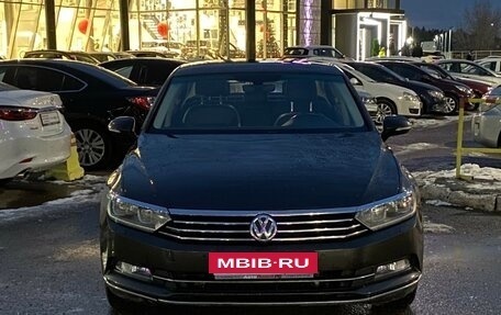 Volkswagen Passat B8 рестайлинг, 2015 год, 1 795 990 рублей, 7 фотография