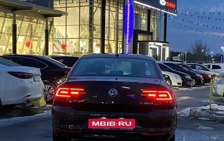 Volkswagen Passat B8 рестайлинг, 2015 год, 1 795 990 рублей, 10 фотография