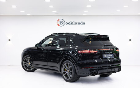 Porsche Cayenne III, 2019 год, 12 990 000 рублей, 6 фотография