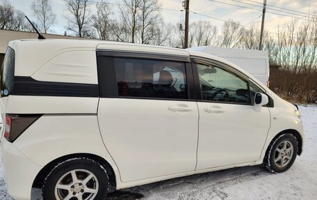 Honda Freed I, 2010 год, 1 030 000 рублей, 6 фотография