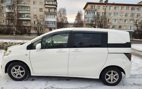 Honda Freed I, 2010 год, 1 030 000 рублей, 3 фотография