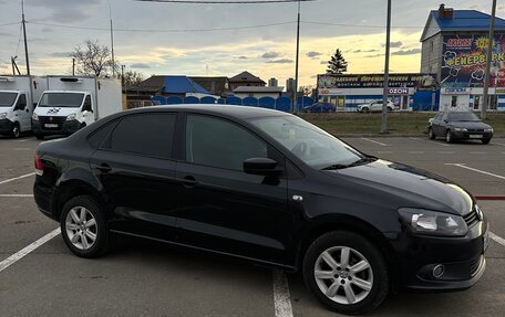 Volkswagen Polo VI (EU Market), 2012 год, 900 000 рублей, 3 фотография