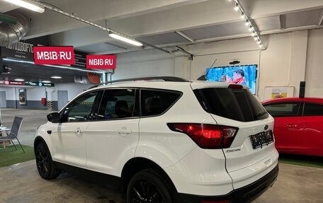 Ford Escape III, 2018 год, 1 799 000 рублей, 8 фотография