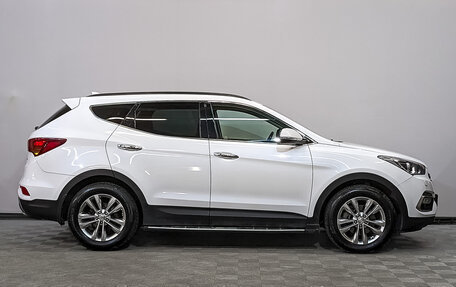 Hyundai Santa Fe III рестайлинг, 2017 год, 2 500 000 рублей, 4 фотография