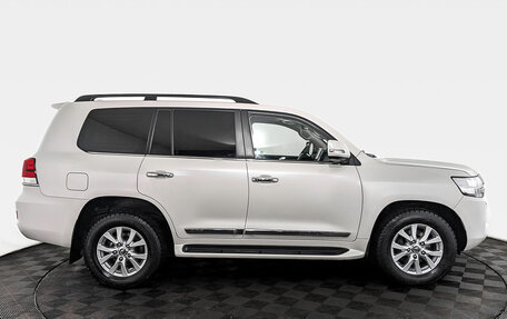 Toyota Land Cruiser 200, 2021 год, 9 000 000 рублей, 4 фотография