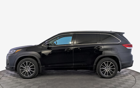 Toyota Highlander III, 2018 год, 4 500 000 рублей, 8 фотография