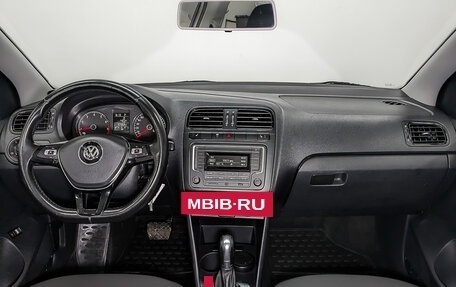 Volkswagen Polo VI (EU Market), 2018 год, 14 фотография