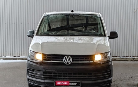 Volkswagen Transporter T6 рестайлинг, 2019 год, 1 495 000 рублей, 2 фотография