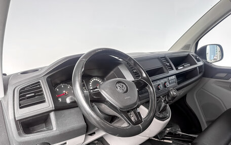 Volkswagen Transporter T6 рестайлинг, 2019 год, 1 470 000 рублей, 15 фотография