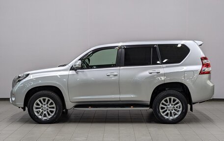 Toyota Land Cruiser Prado 150 рестайлинг 2, 2014 год, 3 420 000 рублей, 8 фотография