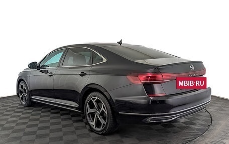 Volkswagen Passat B8 рестайлинг, 2023 год, 4 250 000 рублей, 7 фотография