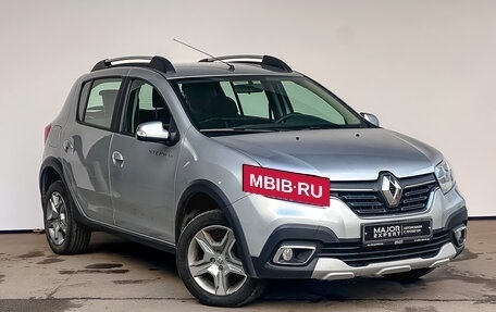 Renault Sandero II рестайлинг, 2022 год, 1 695 000 рублей, 3 фотография