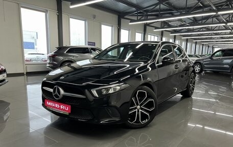 Mercedes-Benz A-Класс, 2019 год, 2 795 000 рублей, 1 фотография