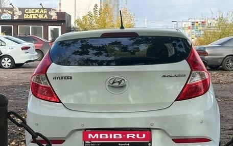 Hyundai Solaris II рестайлинг, 2015 год, 1 120 000 рублей, 18 фотография