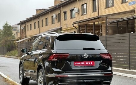 Volkswagen Tiguan II, 2019 год, 3 550 000 рублей, 2 фотография