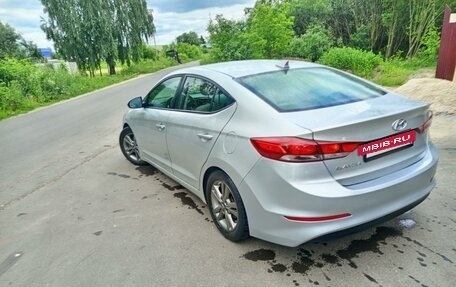 Hyundai Elantra VI рестайлинг, 2017 год, 1 640 000 рублей, 5 фотография