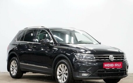 Volkswagen Tiguan II, 2018 год, 2 700 000 рублей, 3 фотография