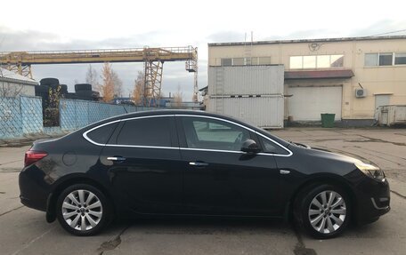 Opel Astra J, 2013 год, 870 000 рублей, 3 фотография