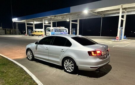 Volkswagen Jetta VI, 2012 год, 1 250 000 рублей, 5 фотография