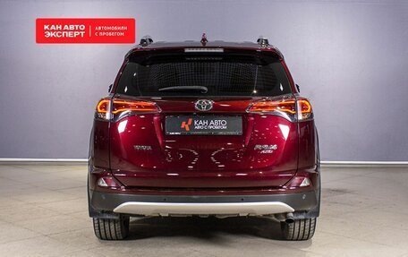 Toyota RAV4, 2017 год, 2 500 000 рублей, 11 фотография