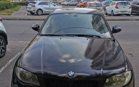 BMW 1 серия, 2011 год, 850 000 рублей, 8 фотография