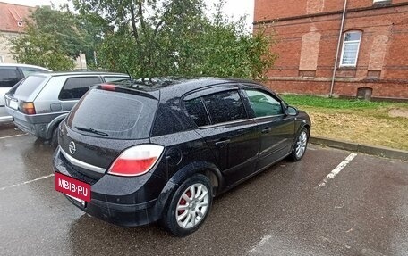 Opel Astra H, 2005 год, 470 000 рублей, 2 фотография