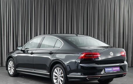 Volkswagen Passat B8 рестайлинг, 2018 год, 2 890 000 рублей, 2 фотография