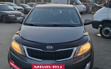 KIA Rio III рестайлинг, 2014 год, 970 000 рублей, 2 фотография