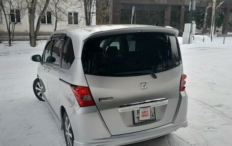 Honda Freed I, 2010 год, 1 200 000 рублей, 6 фотография