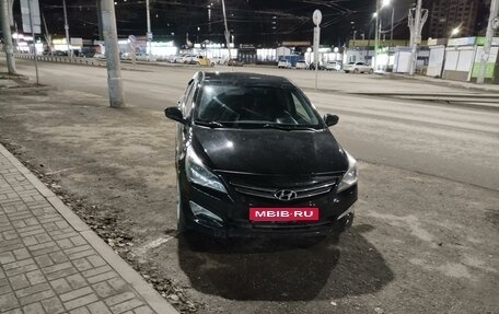 Hyundai Solaris II рестайлинг, 2016 год, 685 000 рублей, 8 фотография