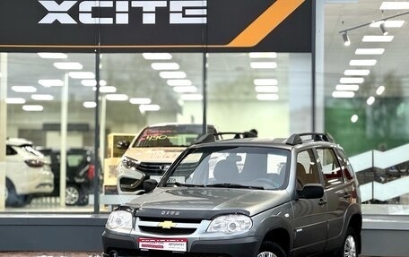 Chevrolet Niva I рестайлинг, 2011 год, 569 000 рублей, 1 фотография