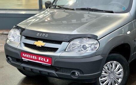 Chevrolet Niva I рестайлинг, 2011 год, 569 000 рублей, 5 фотография