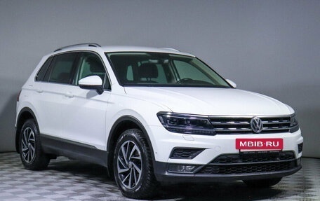 Volkswagen Tiguan II, 2018 год, 2 640 000 рублей, 3 фотография