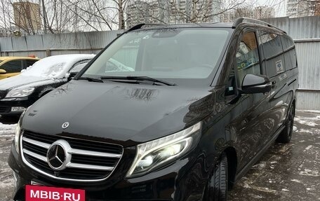 Mercedes-Benz V-Класс, 2018 год, 6 550 000 рублей, 9 фотография