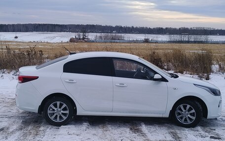 KIA Rio IV, 2018 год, 1 700 000 рублей, 9 фотография