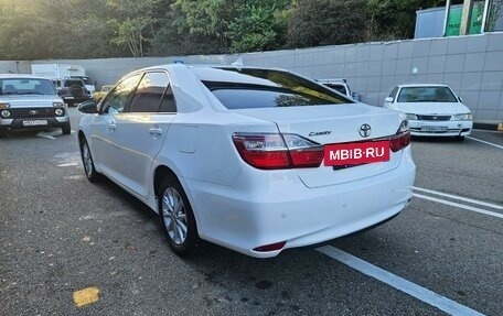 Toyota Camry, 2017 год, 2 550 000 рублей, 6 фотография