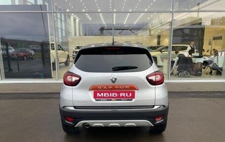 Renault Kaptur I рестайлинг, 2018 год, 1 399 000 рублей, 6 фотография