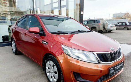 KIA Rio III рестайлинг, 2013 год, 968 000 рублей, 3 фотография