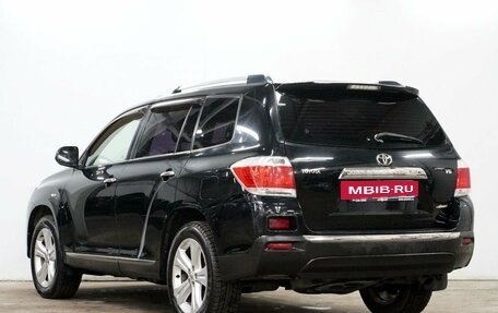 Toyota Highlander III, 2011 год, 1 735 000 рублей, 6 фотография