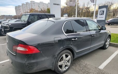 Skoda Superb III рестайлинг, 2009 год, 1 030 000 рублей, 5 фотография