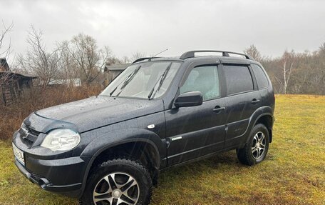 Chevrolet Niva I рестайлинг, 2013 год, 620 000 рублей, 5 фотография