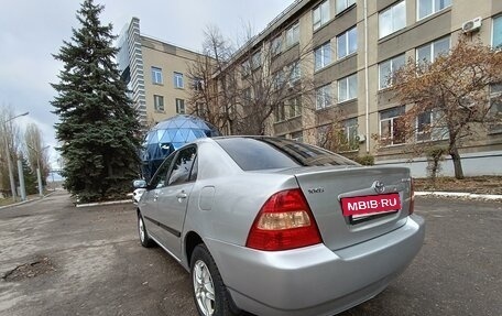 Toyota Corolla, 2003 год, 490 000 рублей, 10 фотография