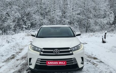 Toyota Highlander III, 2019 год, 4 300 000 рублей, 1 фотография