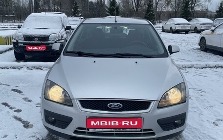 Ford Focus II рестайлинг, 2005 год, 530 000 рублей, 1 фотография