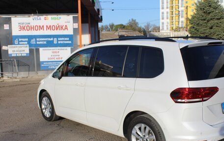 Volkswagen Touran III, 2019 год, 2 500 000 рублей, 6 фотография